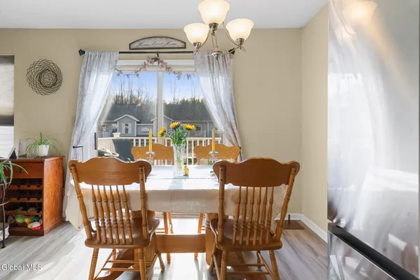 $225,000 | 1906 Cambridge Manor Drive, Scotia, NY 12302