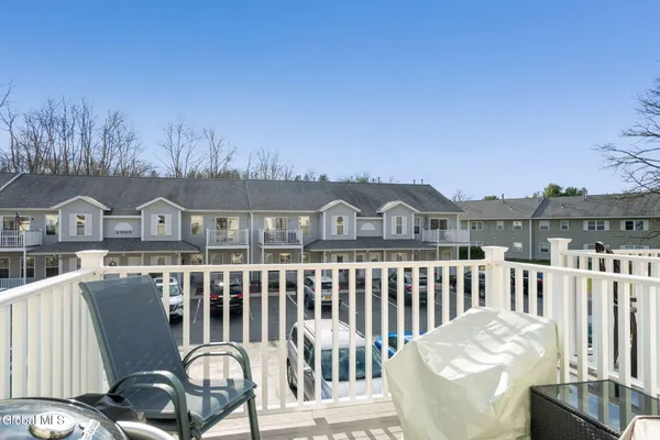 $225,000 | 1906 Cambridge Manor Drive, Scotia, NY 12302