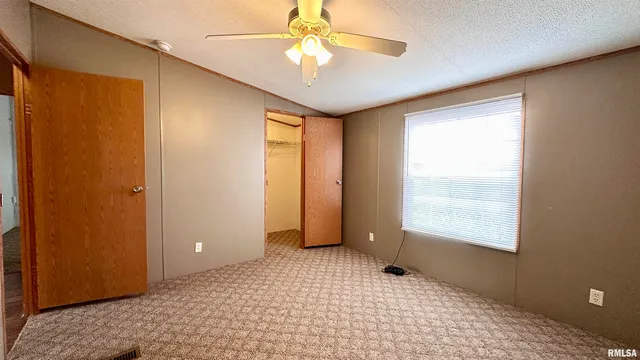 $149,000 | 20855 South Street, Thompsonville, IL 62890