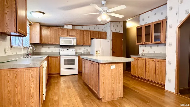 $149,000 | 20855 South Street, Thompsonville, IL 62890