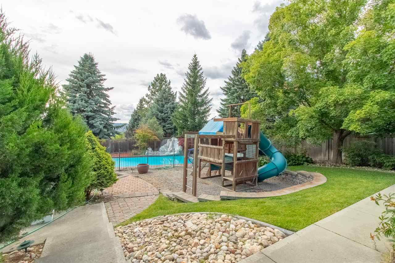 10203 North Ridgecrest Drive Spokane, WA 99208 - Photo 3 of 20 Gallery Image 3