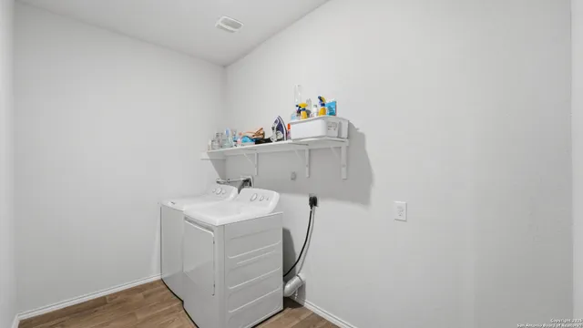 $2,035 | 4055 Fort Palmer Boulevard, St. Hedwig, TX 78152