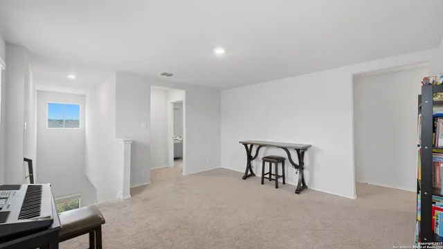 $2,035 | 4055 Fort Palmer Boulevard, St. Hedwig, TX 78152