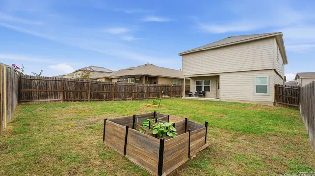 $2,035 | 4055 Fort Palmer Boulevard, St. Hedwig, TX 78152