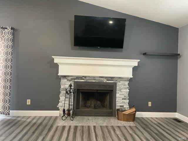 421 High Point Drive Edwardsville, IL 62025 - Photo 4 of 25