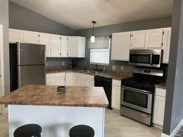 421 High Point Drive Edwardsville, IL 62025 - Photo 8 of 25