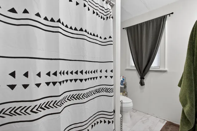 $164,900 | 802 Concord Boulevard, Jackson, MI 49202