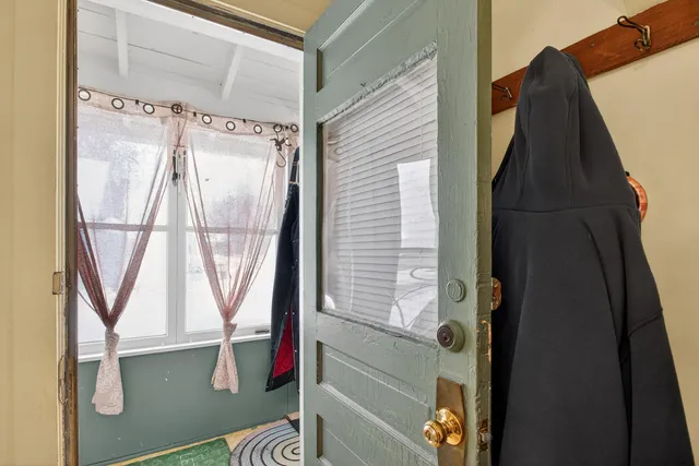 $164,900 | 802 Concord Boulevard, Jackson, MI 49202