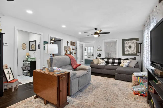 $164,900 | 802 Concord Boulevard, Jackson, MI 49202