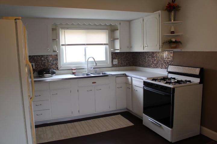 1261 2nd Street Clairton, PA 15025 - Photo 8 of 22