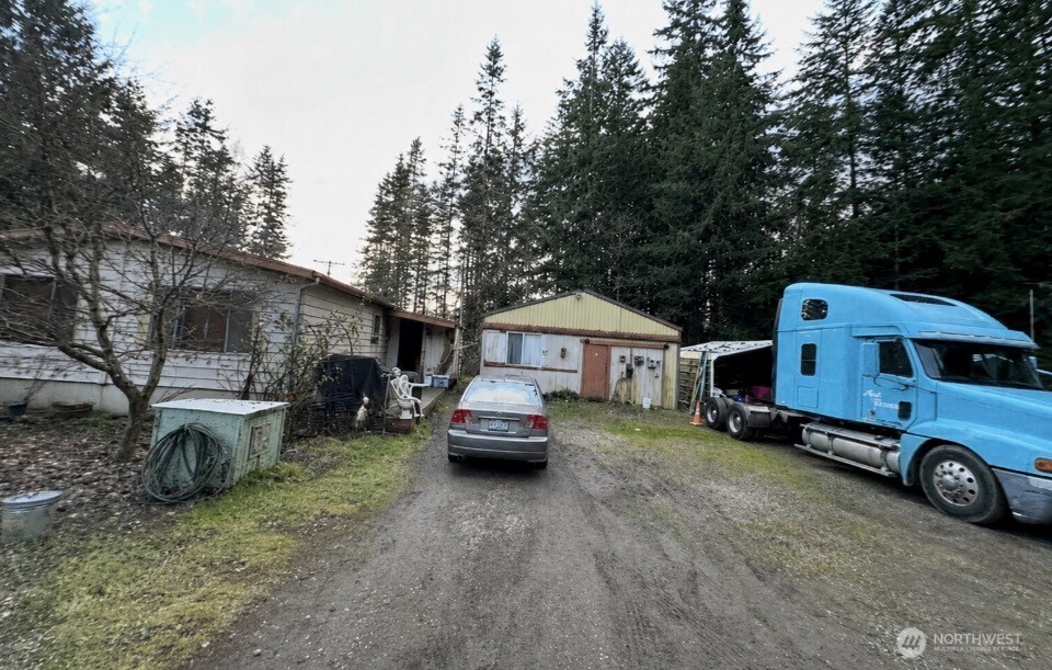130-22 Garrard Creek Road Rochester, WA 98579 - Photo 3 of 10 Gallery Image 3