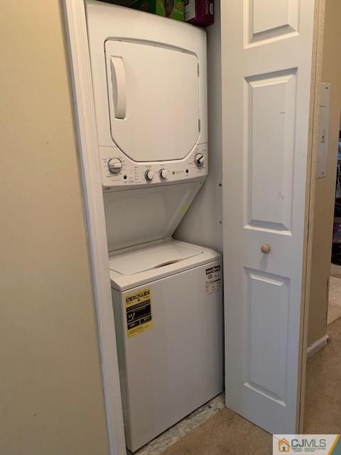 730 Edpas Road New Brunswick, NJ 08901 - Photo 6 of 8 a utility room with dryer and washer