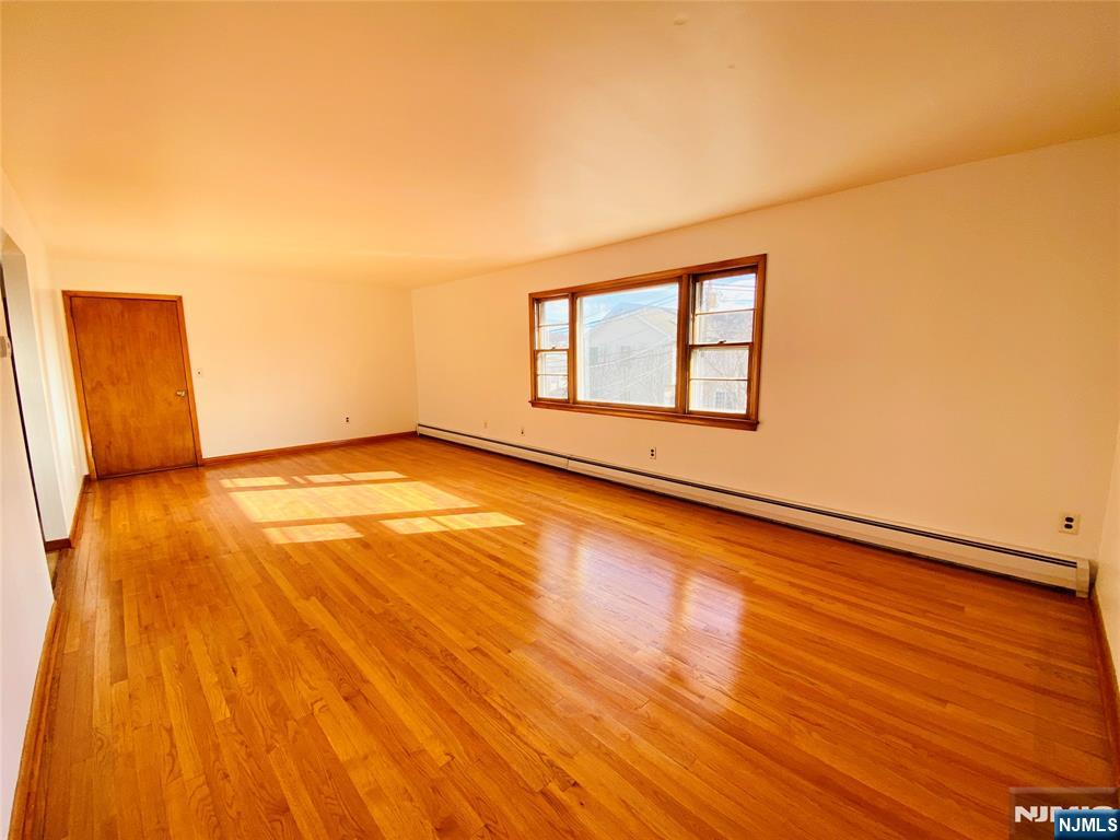 331 Capitol Street Saddle Brook, NJ 07663 - Photo 3 of 13