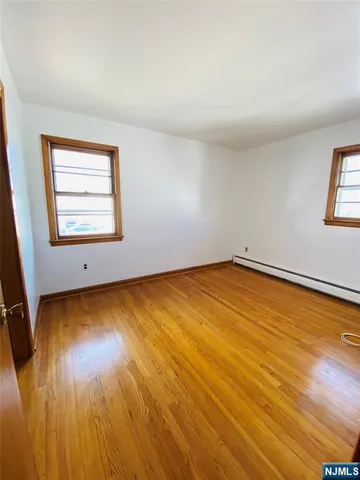 $3,000 | 331 Capitol Street, Saddle Brook, NJ 07663