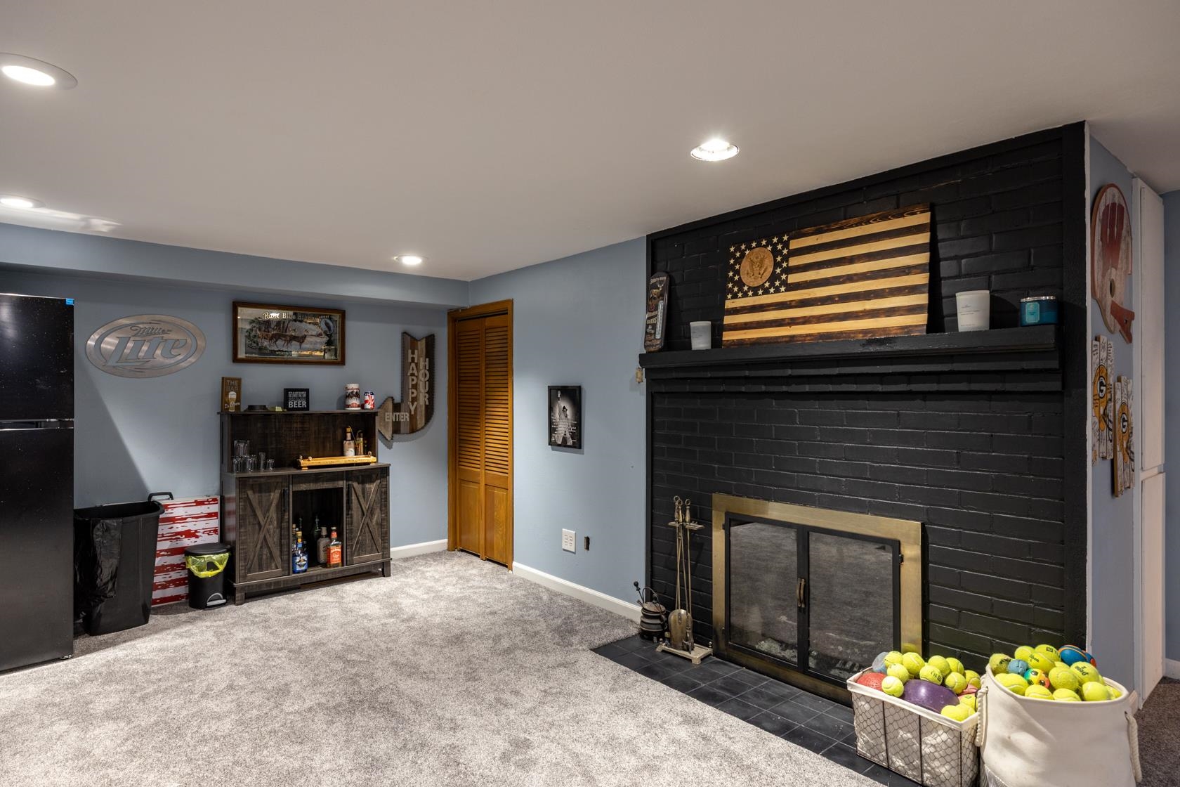1380 Lakeview Lane Menasha, WI 54952 - Photo 23 of 28