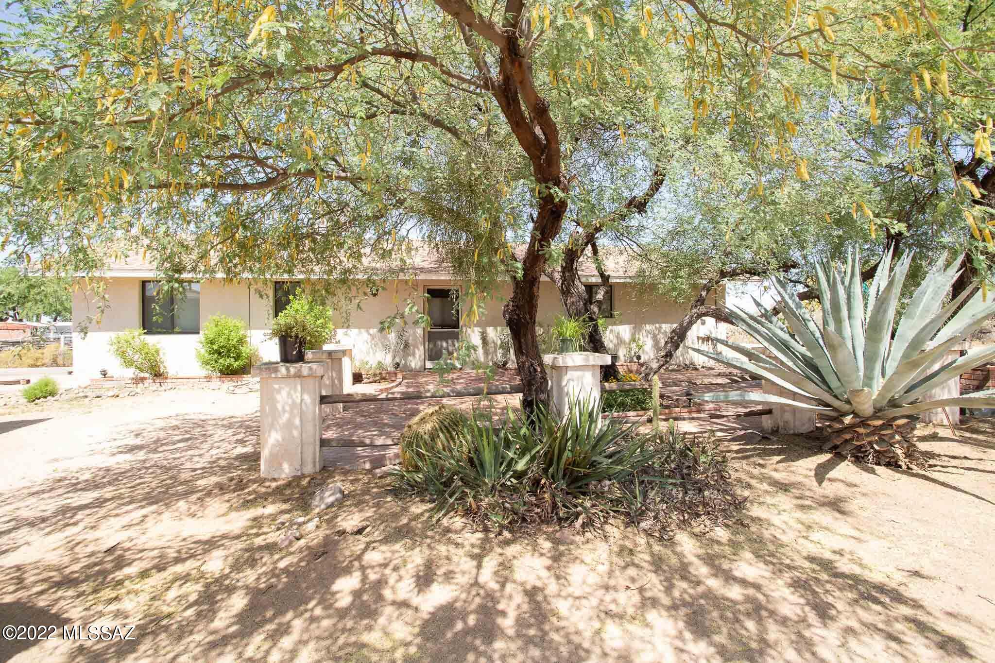11191 North Sandra Road Tucson, AZ 85742 - Photo 1 of 22 Gallery Image 1