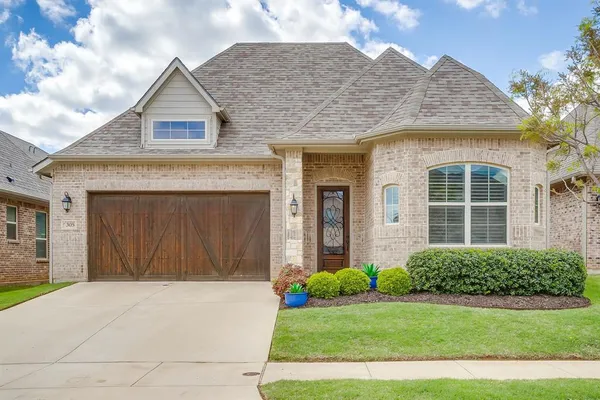 $735,000 | 305 Arrowhead Pass, Keller, TX 76248