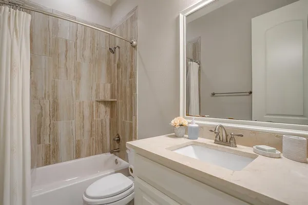 $735,000 | 305 Arrowhead Pass, Keller, TX 76248