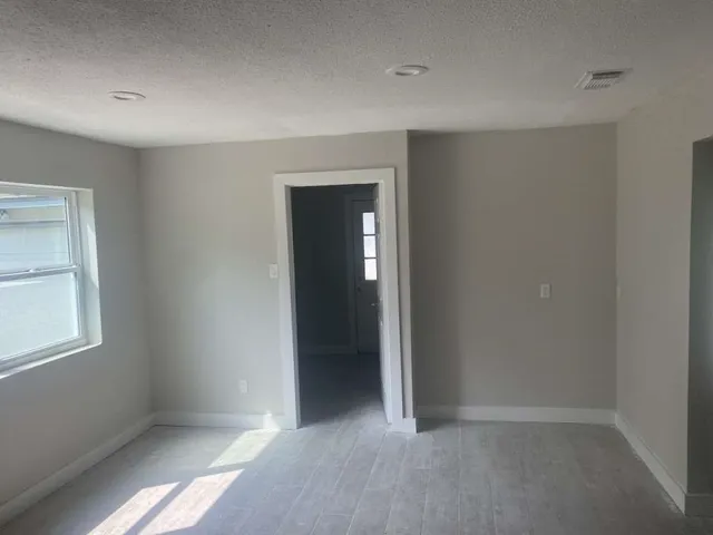 $2,499 | 529 Brandon Road, Conroe, TX 77302