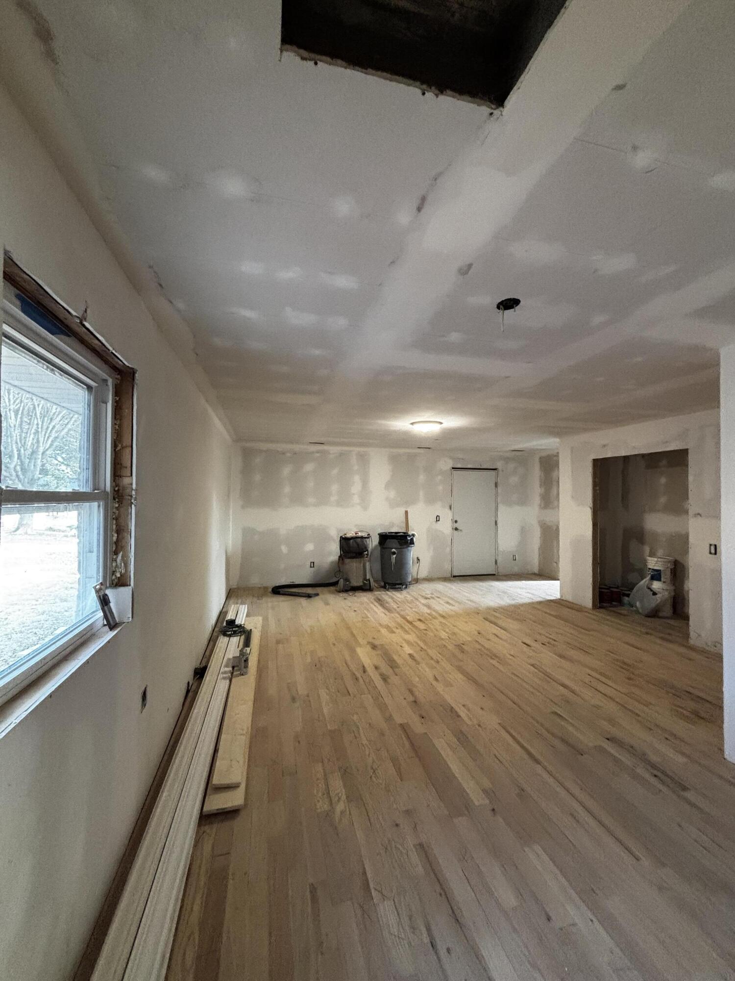 2139 South Shore Acres Road Soddy Daisy, TN 37379 - Photo 31 of 43 IMG_3931