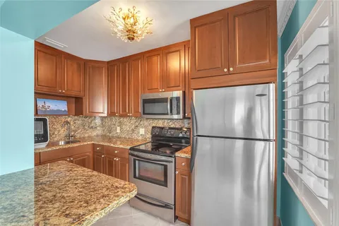 $649,000 | 1187 Hillsboro Mile, Unit 9E, Hillsboro Beach, FL 33064