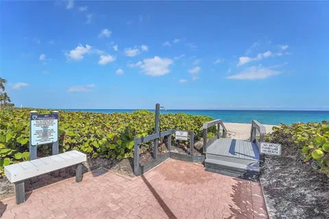 $685,000 | 1187 Hillsboro Mile, Unit 9E, Hillsboro Beach, FL 33062