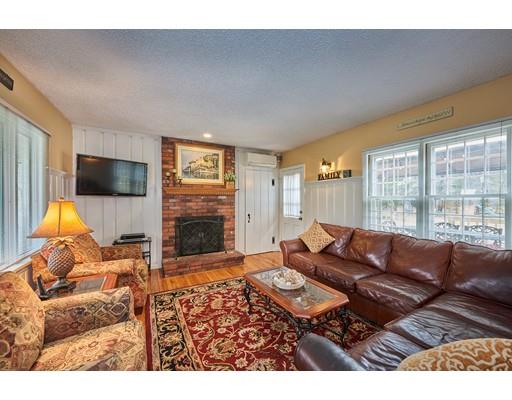 272 Captain Road Longmeadow, MA 01106 - Photo 13 of 30