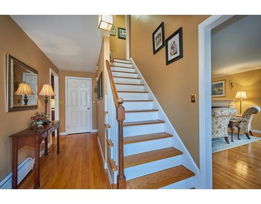 272 Captain Road Longmeadow, MA 01106 - Photo 16 of 30