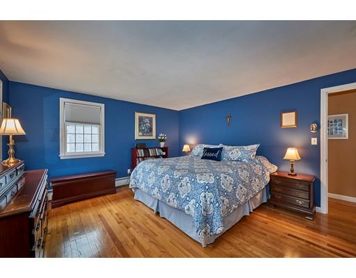 272 Captain Road Longmeadow, MA 01106 - Photo 17 of 30