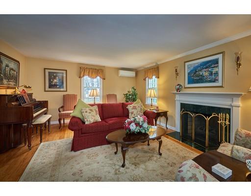 272 Captain Road Longmeadow, MA 01106 - Photo 4 of 30