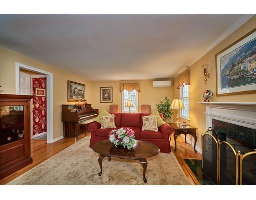 272 Captain Road Longmeadow, MA 01106 - Photo 5 of 30