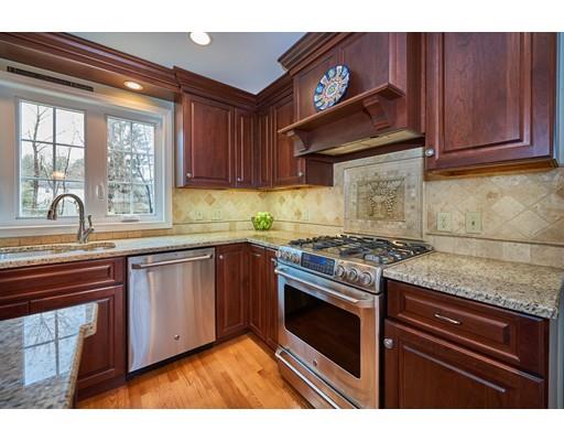 272 Captain Road Longmeadow, MA 01106 - Photo 9 of 30