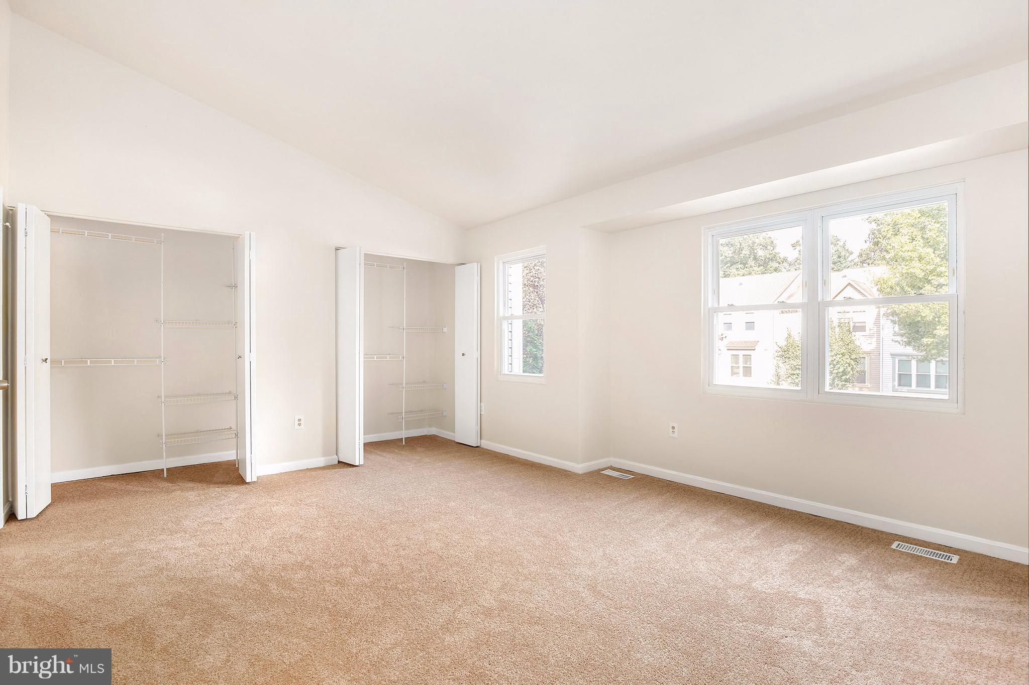 41 Kinsman View Circle Silver Spring, MD 20901 - Photo 15 of 30 Bedroom (Master)
