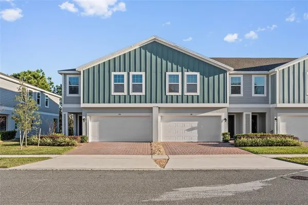 $366,000 | 156 Glass Onion Drive, Howey-in-the-Hills, FL 34737