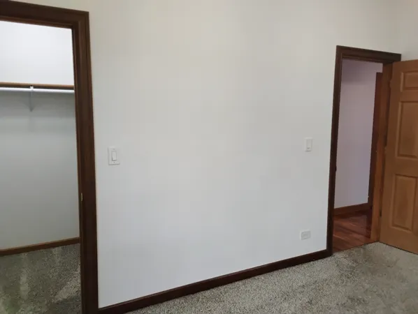 $2,800 | 397 Alles Street, Unit 2, Des Plaines, IL 60016