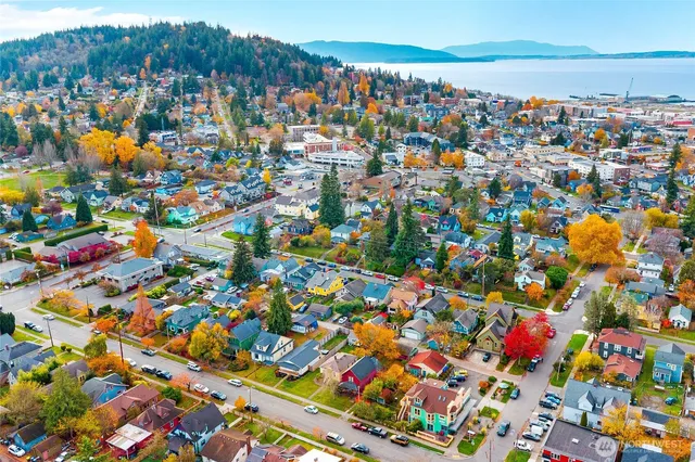 $575,000 | 1335 Humboldt Street, Bellingham, WA 98225