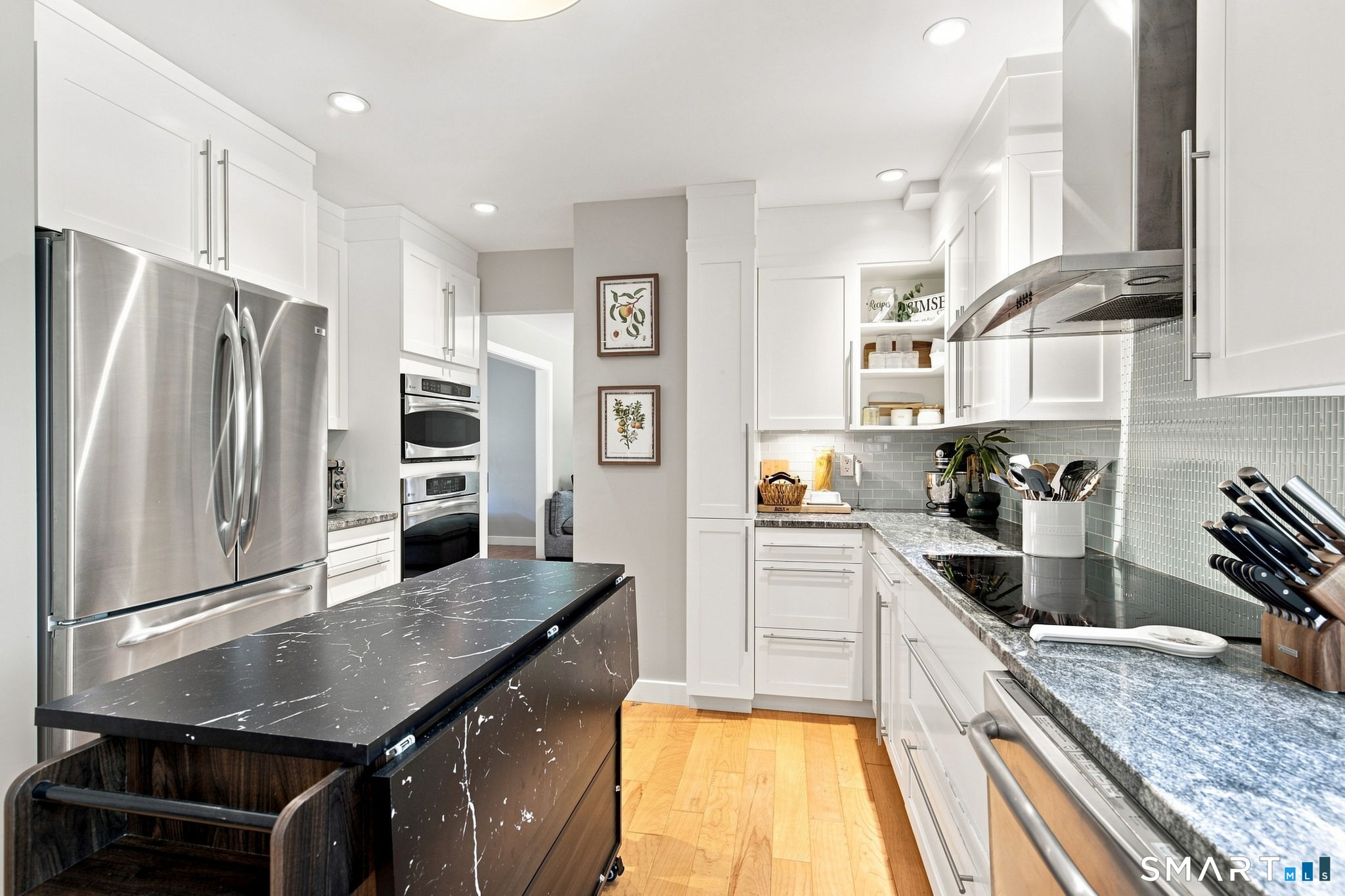 160 Nod Road Simsbury, CT 06070 - Photo 8 of 40 Gallery Image 8