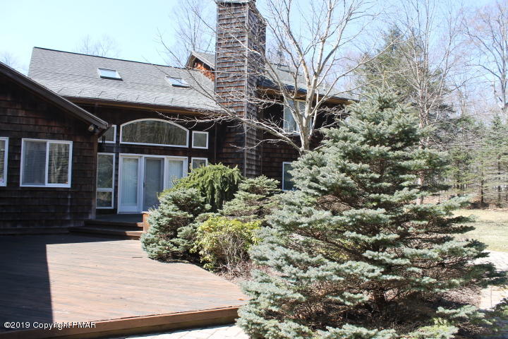 187 Sawmill Road Pocono Lake, PA 18347 - Photo 17 of 69 Private Yard/Patio