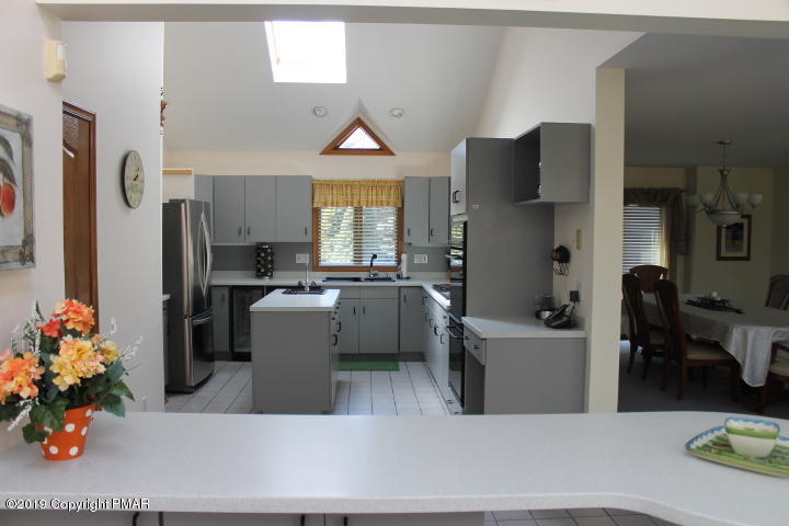 187 Sawmill Road Pocono Lake, PA 18347 - Photo 29 of 69 Working Kitchen