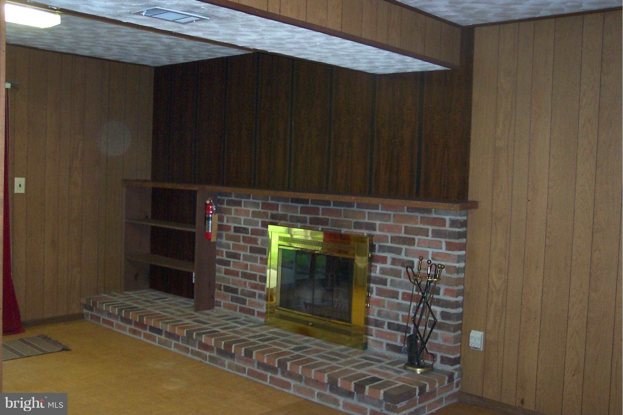 615 Sandy Hill Road Severn, MD 21144 - Photo 13 of 30 Family Room