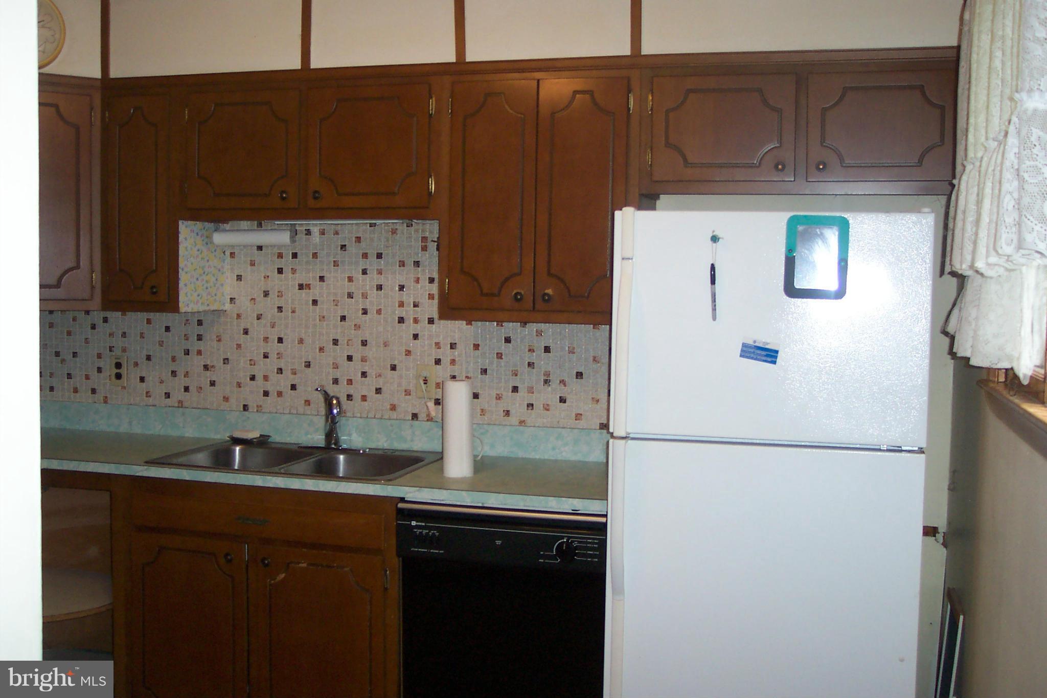 615 Sandy Hill Road Severn, MD 21144 - Photo 6 of 30 Kitchen