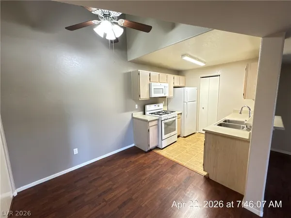 $1,150 | 2120 Ramrod Avenue, Unit 1422, Henderson, NV 89014