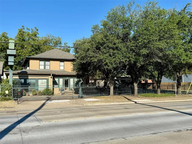 $499,900 | 203 North B N Rockwall Avenue, Terrell, TX 75160