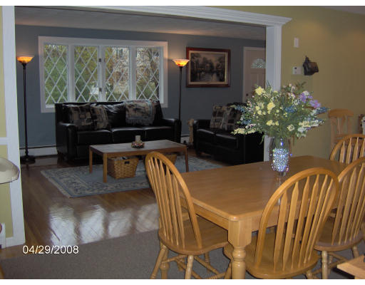 8 Davida Road Burlington, MA 01803 - Photo 5 of 27 Gallery Image 5