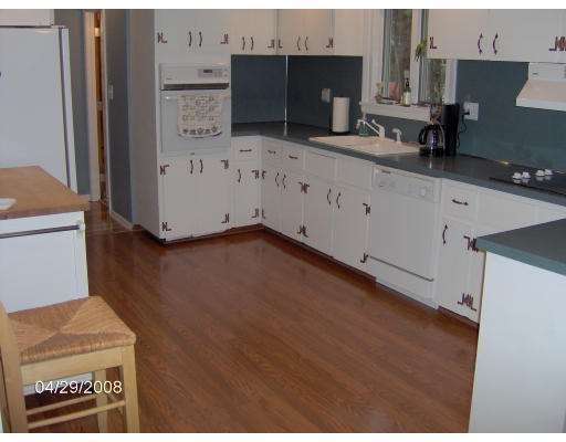 8 Davida Road Burlington, MA 01803 - Photo 7 of 27 Gallery Image 7