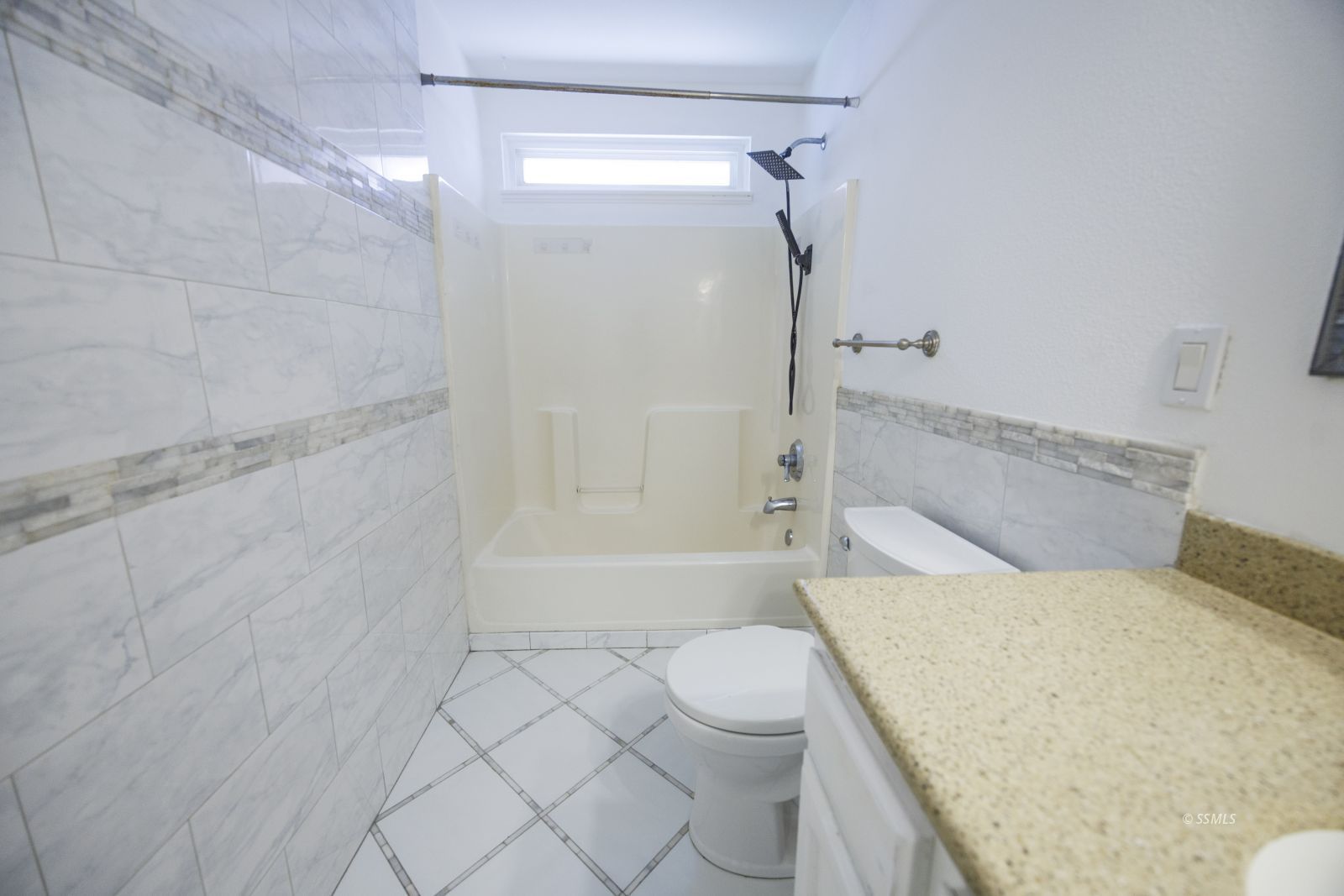 935 West Upjohn Avenue Ridgecrest, CA 93555 - Photo 15 of 40