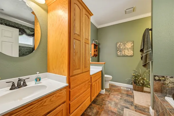 $630,000 | 543 North Pinnacle Drive, Buffalo, WY 82834