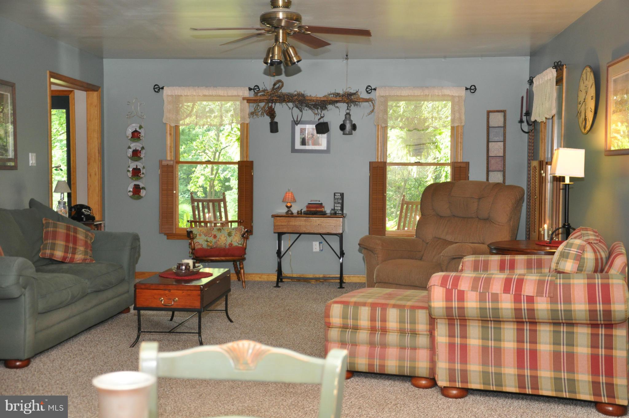 640 McKinneytown Road Elkton, MD 21921 - Photo 14 of 30 Living Room