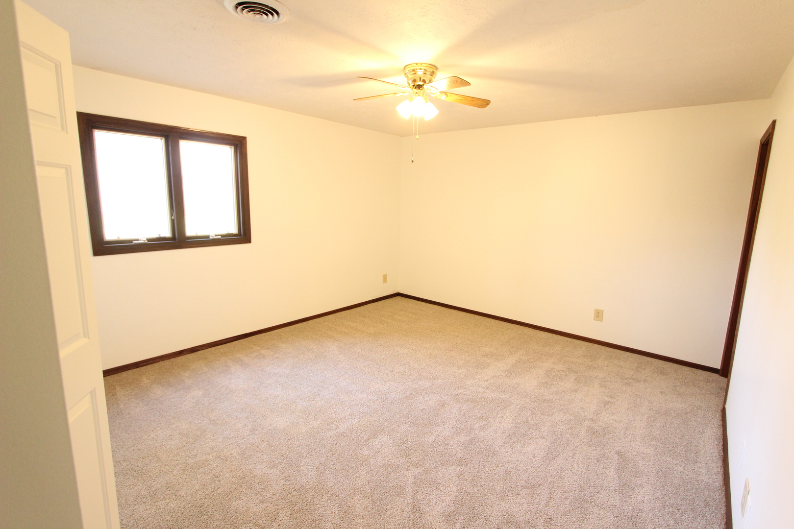 1111 East Jefferson Street, Unit 3 Bloomington, IL 61701 - Photo 7 of 13