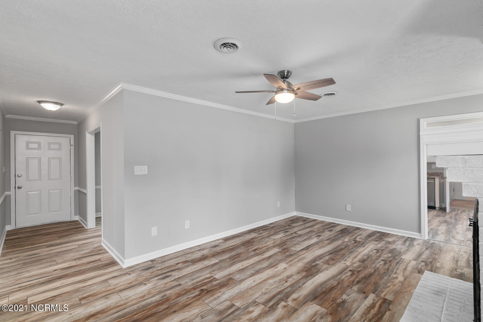 213 Manchester Road Havelock, NC 28532 - Photo 4 of 34 12